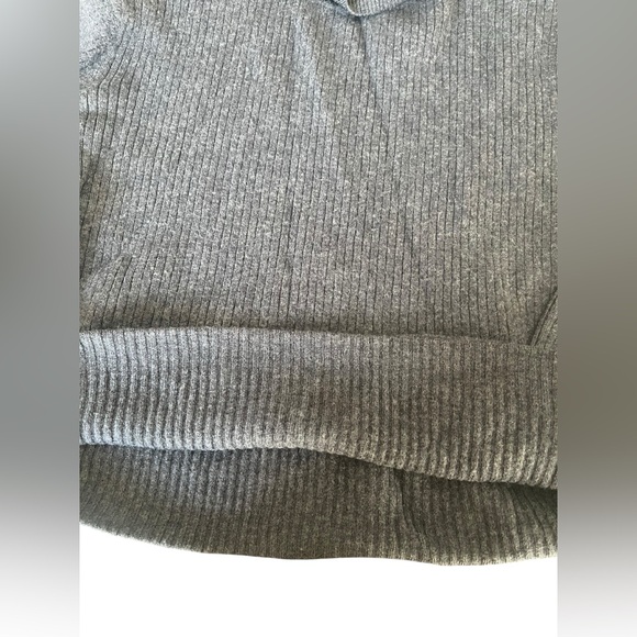 Lord & Taylor Womens Merino Wool Vintage Mock Neck Sweater size XL Made in Italy - Picture 6 of 8